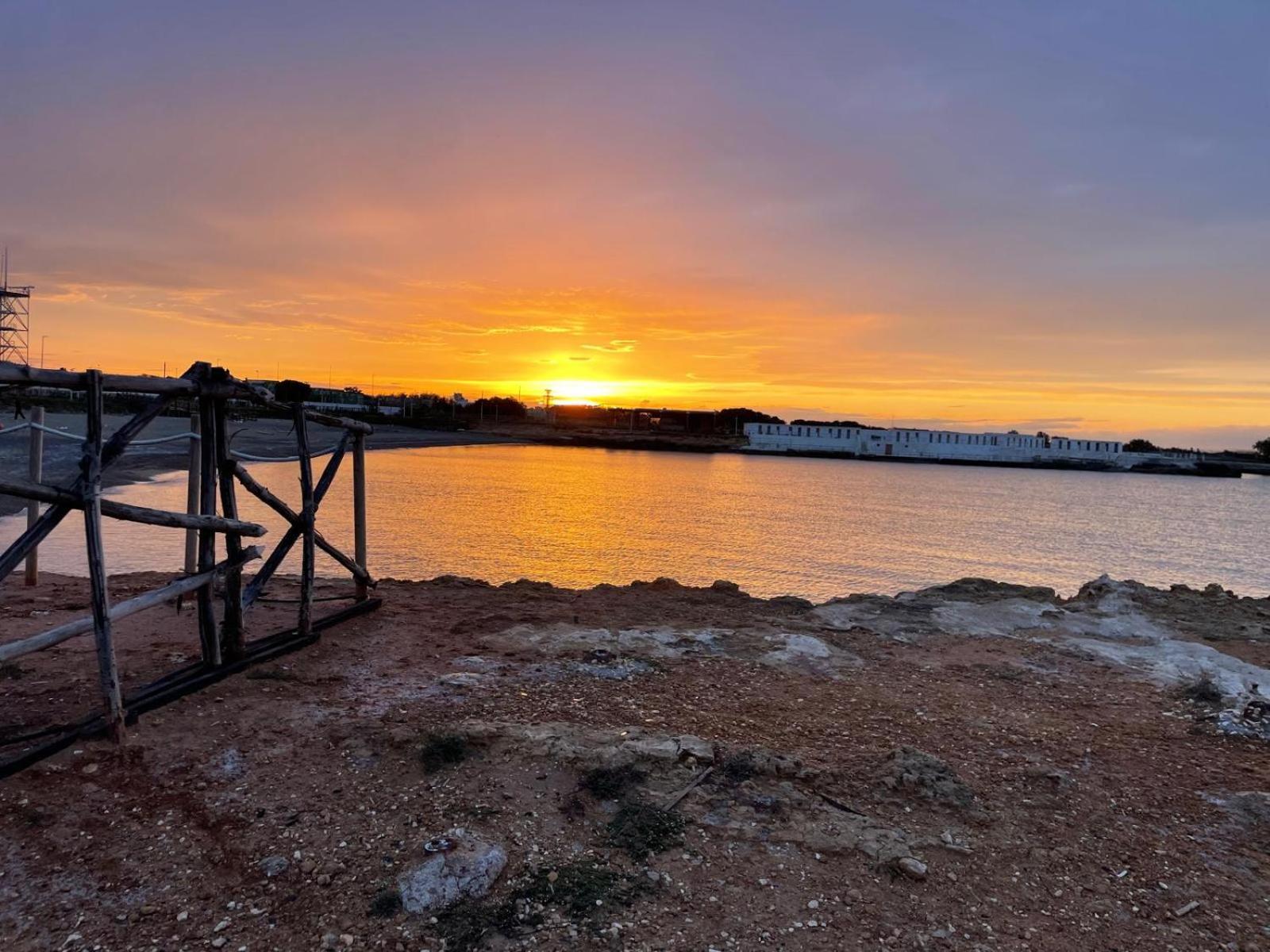 Villa Vera, Accesso Al Mare, Vista Castello, Ac Brindisi Dış mekan fotoğraf